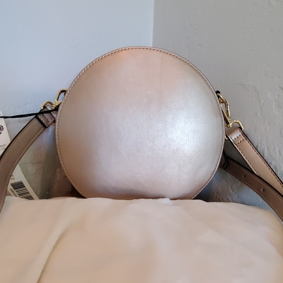 Kate Landry Crossbody.. - Picture 2 of 6